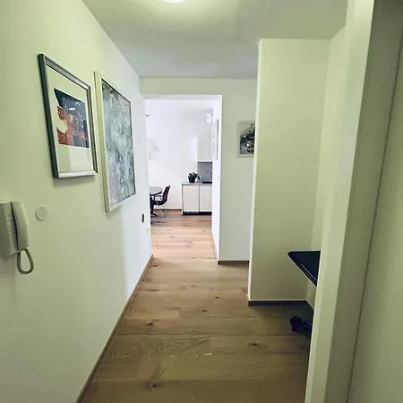 Charming Apartment Mari Znjan Apartman *