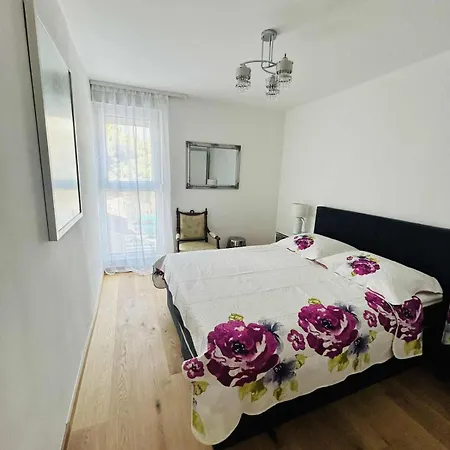 Charming Apartment Mari Znjan Split
